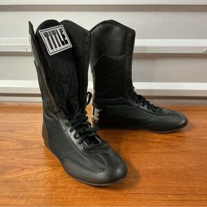 Title Boxing Black Lace Up Boxing Shoes Size 9